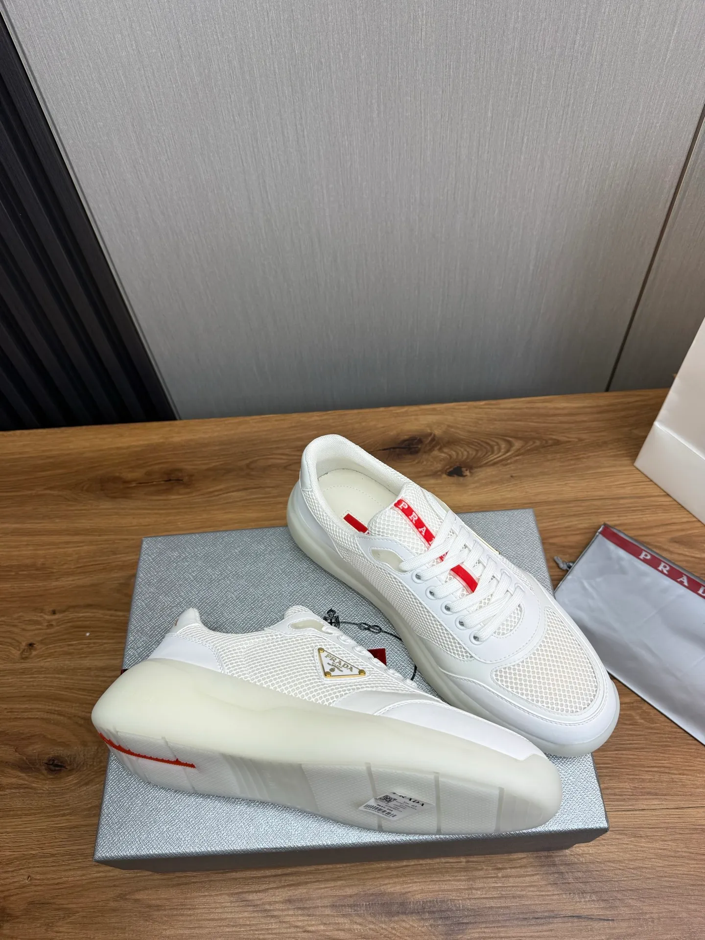 Factory price 620💰 [PRADA] Official website synchronizes new models, high-quality shipments ✔️Hot sale🔥 Original cowhide + cowhide lining, 1🆚1 replica, original bottom, 38-45 (men's 45 is custom-made and cannot be returned)